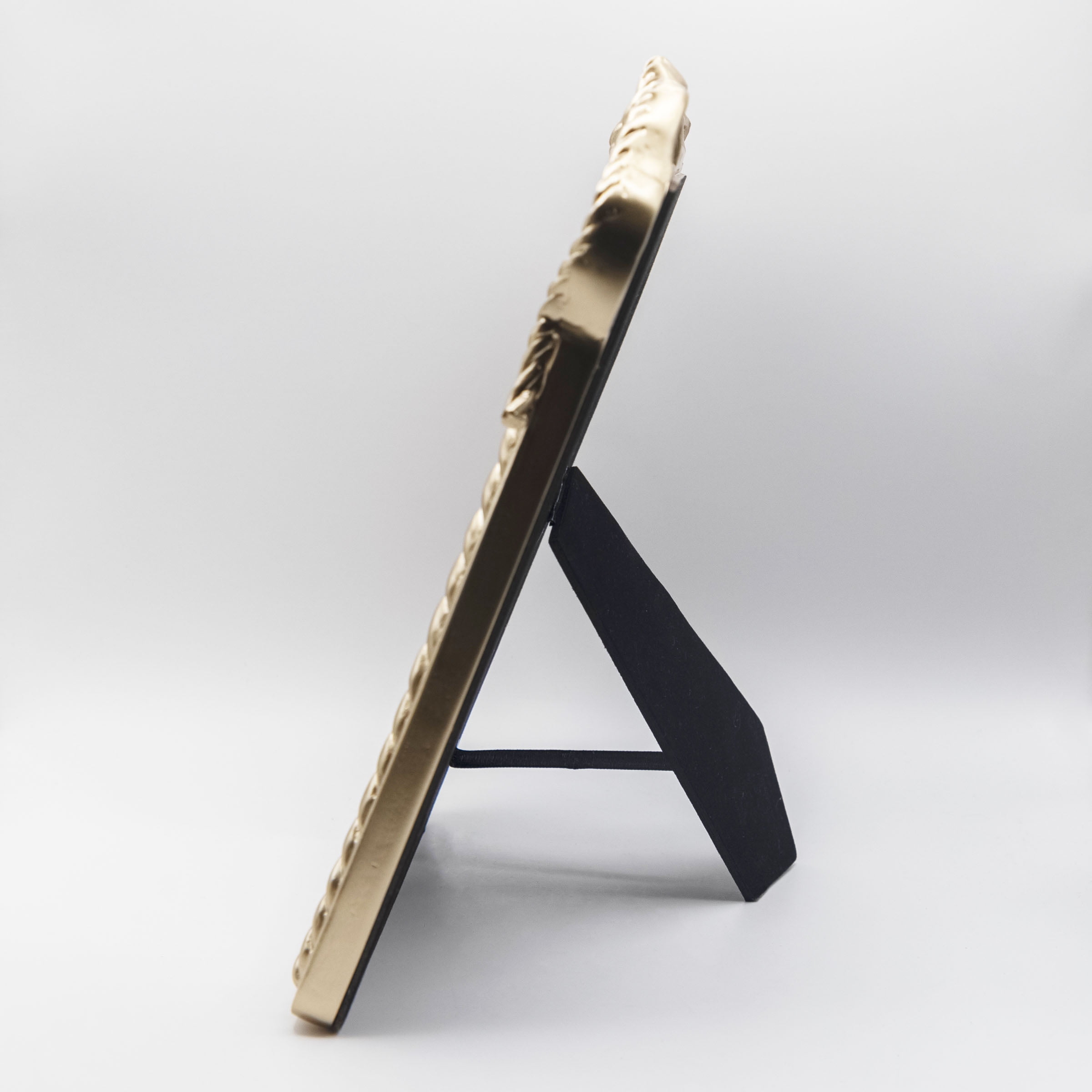 OneDesign Home 8X10 Gold Bow Resin Tabletop Mirror