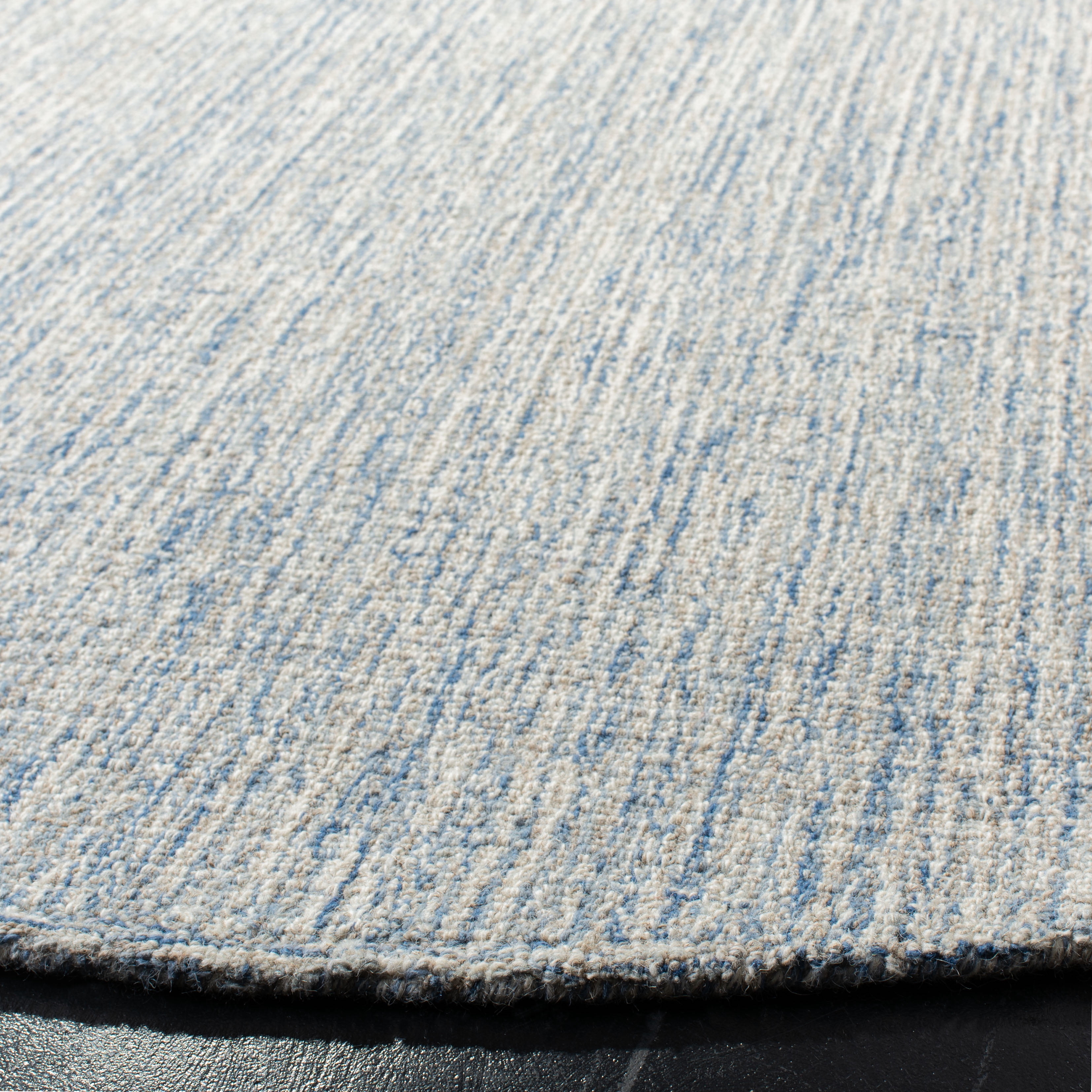 SAFAVIEH Abstract Emely Abstract Wool Area Rug, Ivory/Blue, 6' x 6' Round