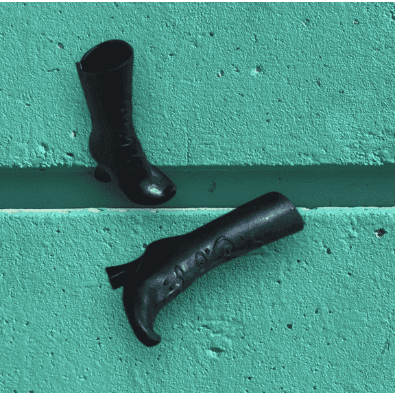 Doll Shoes Disney Princess Anna Frozen Black Scroll Boots Toes LOL OMG Clone Bratz