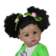 thumbnail image 5 of Froggy Bebé Muñeca Africana Americana de 22 Pulgadas con Cabello Rizado, Vestido con Estampado de Ranas, Cuerpo de Vinilo Posable y Accesorios, 5 of 5