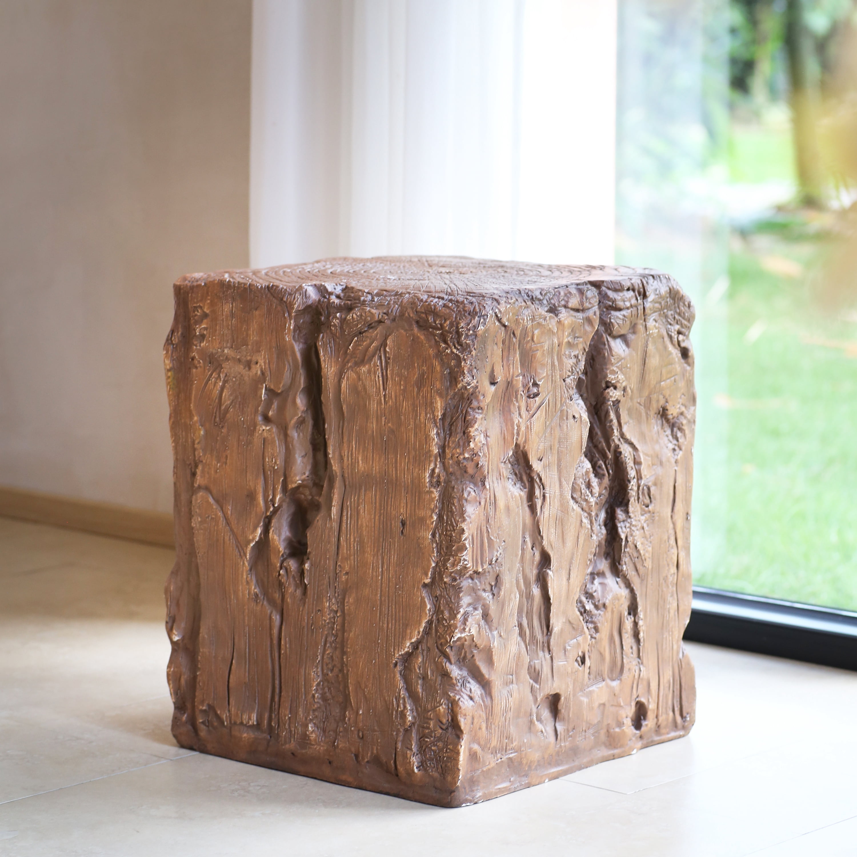 Stump Shape Indoor Outdoor Side Table for Garden Patio Deck, Brown