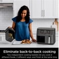 thumbnail image 3 of Reacondicionado Air Fryer Ninja AD150 Foodi, 8 cuartos de galón, 6 en 1, DualZone, negra, 3 of 7