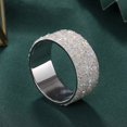 thumbnail image 1 of Granjero Gordo Anillo de servilleta de moda galvanizado, hebillas de servilletas de metal múltiples de moda, hebillas de servilletas para banquetes de hotel -12 piezas (plata + blanco), 1 of 4