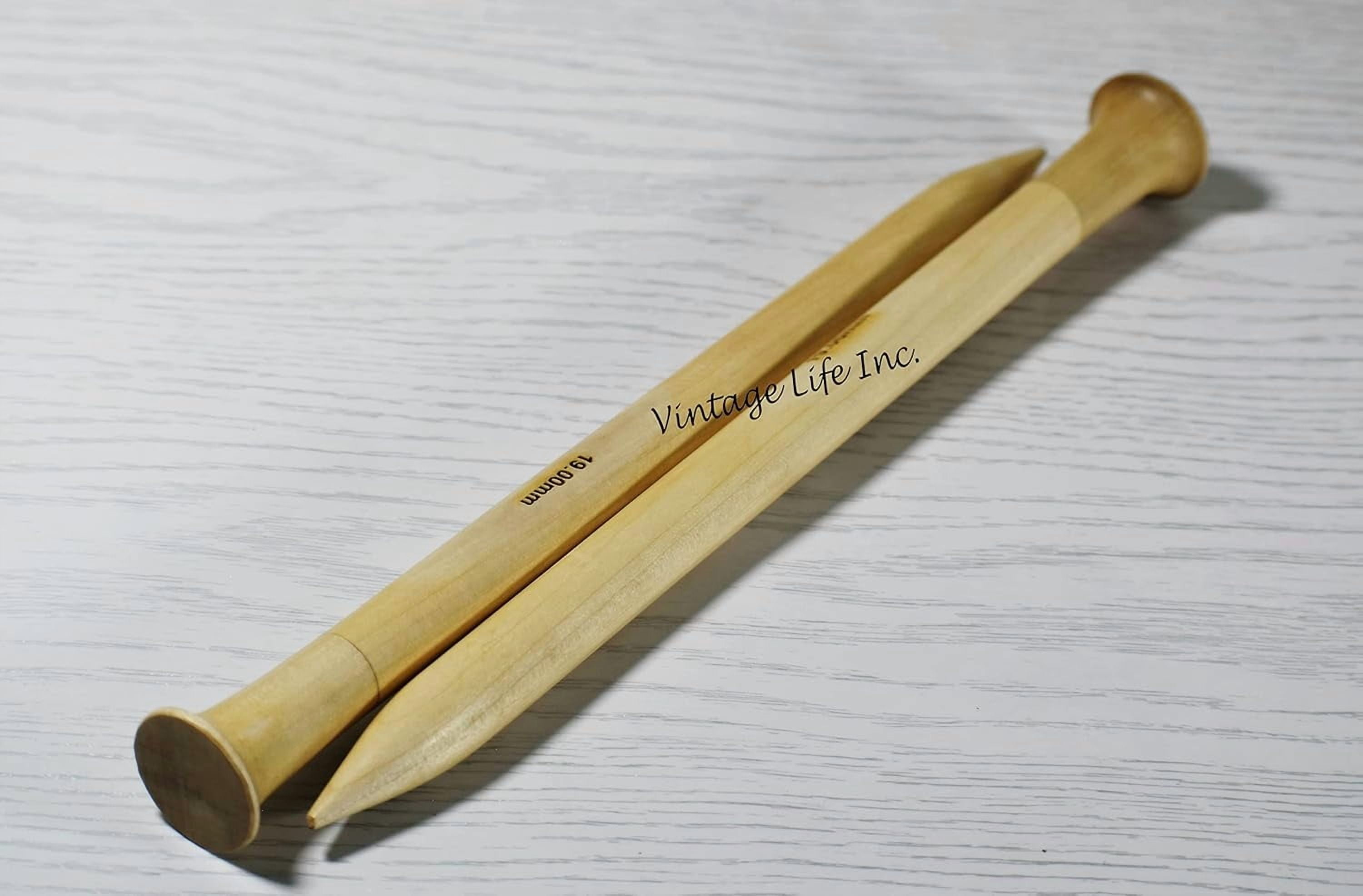 DnU Avenue Yarn Knitting Needles Rosewood & Maple Crafted for Arthritic Hands, Superior Quality, Wood Needles, Buffed Wax Finish, Soft Grip, Stitching Accessories, Brown (Maple Wood, Set of 13)