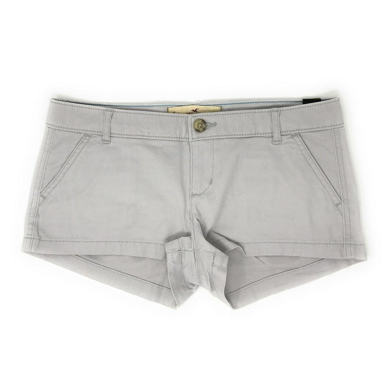 Khaki shorts hollister top
