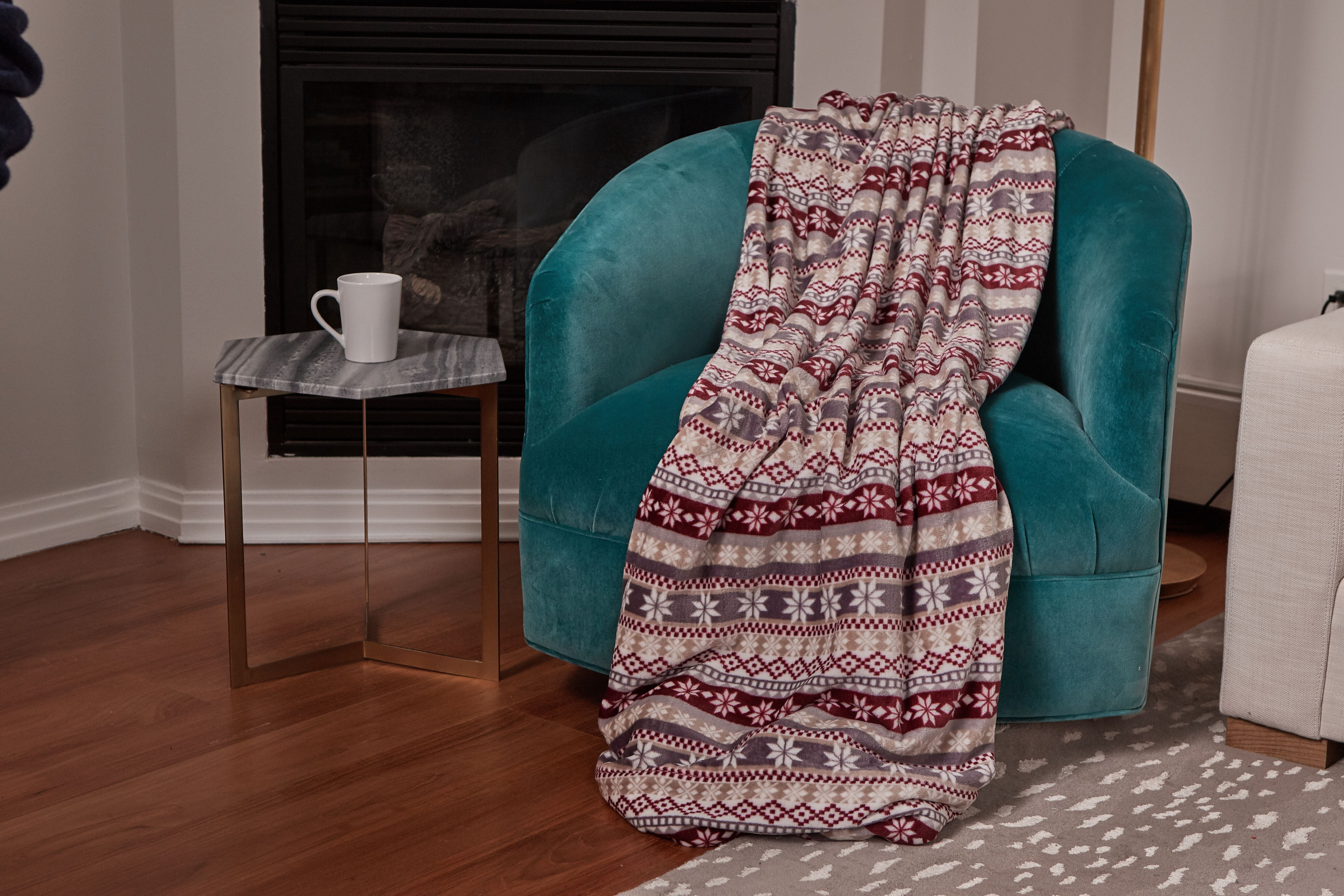 Cuddl Duds Oversized Throw Blanket with a Sherpa Foot Pocket, 50" x 70", Fairisle