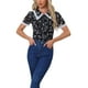 thumbnail image 1 of CAMISA CHIC Floral para Mujeres de Manga Corta con Cuello Peter Pan de Encaje, Blusa con Botones, Negra, Talla L, 1 of 7