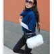 thumbnail image 4 of Bolsa Las mujeres blancas bastante lindas de piel de conejo de imitación bandolera de hombro Tote JShteea Para Estrenar, 4 of 9