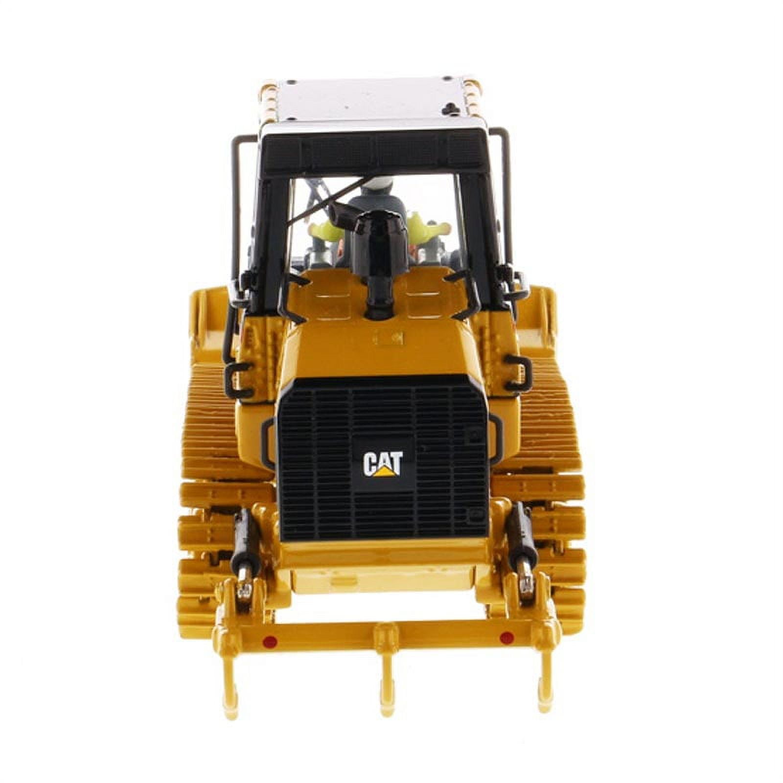 Diecast Masters 85572 CAT Caterpillar 963K Track Loader with Operator High  Line Series 1-50 Diecast Model