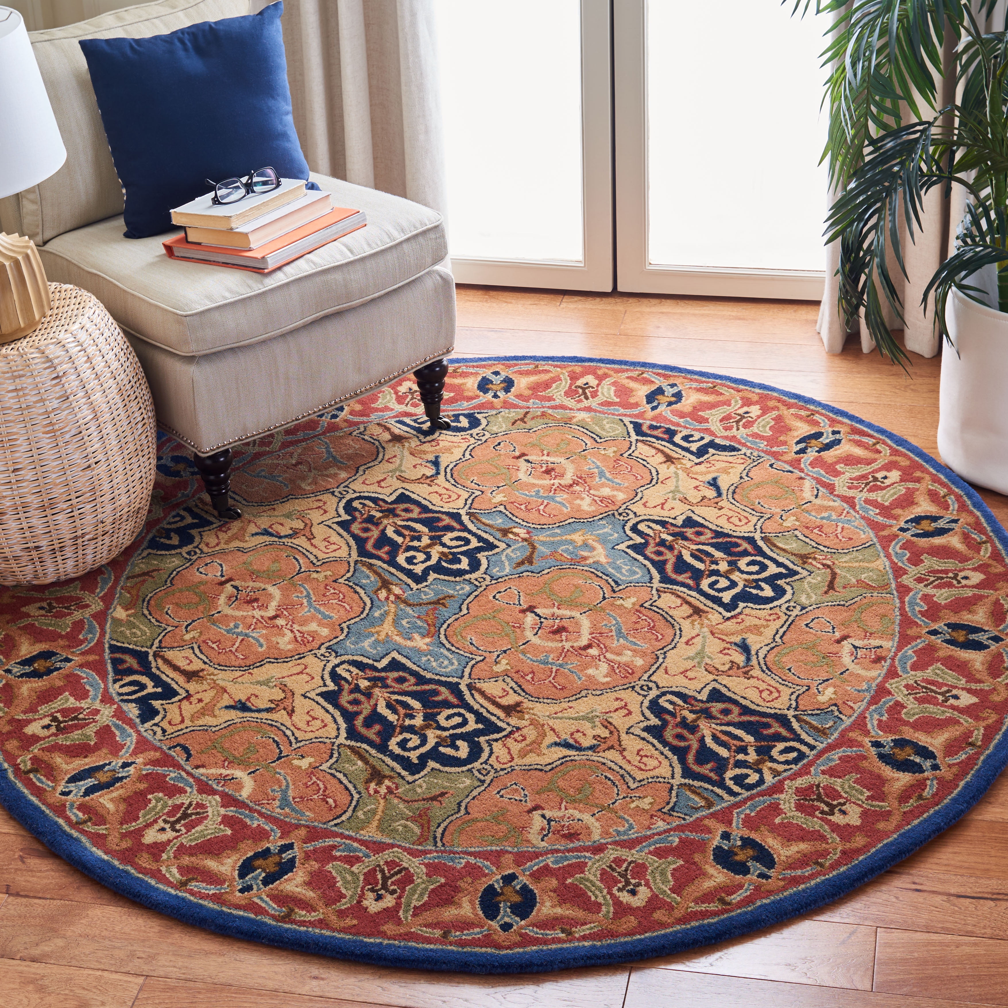 SAFAVIEH Heritage Tamaya Floral Area Rug, Blue/Red, 6' x 6' Round