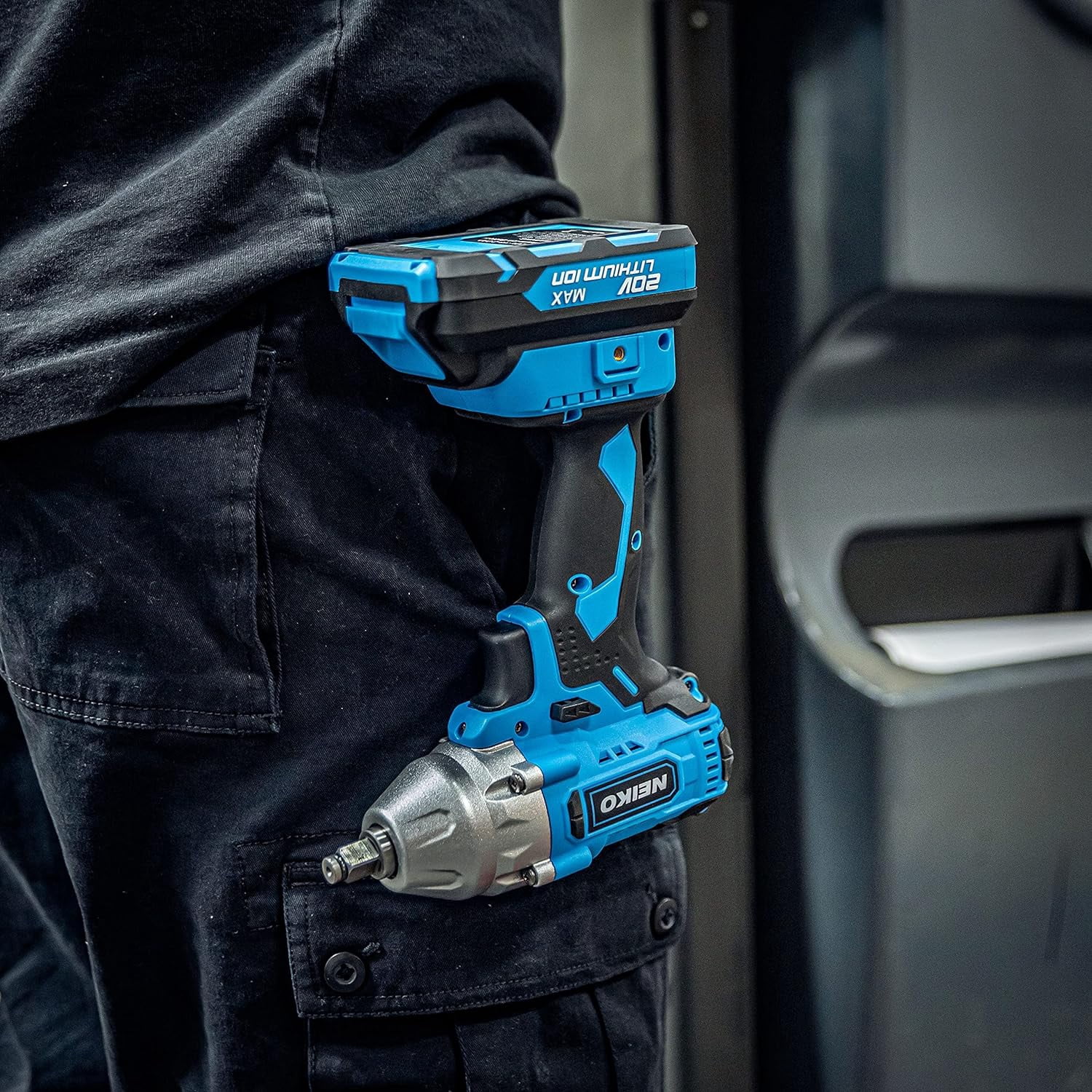 Neiko 10880A 3/8-Inch-Drive Brushless Cordless Impact Wrench, 20-Volt Compact Impact Wrench with Lithium-Ion Charging Battery, Includes Fast Charger, 3/8 Impact Gun, 3/8 Impact Wrench, Impact Driver
