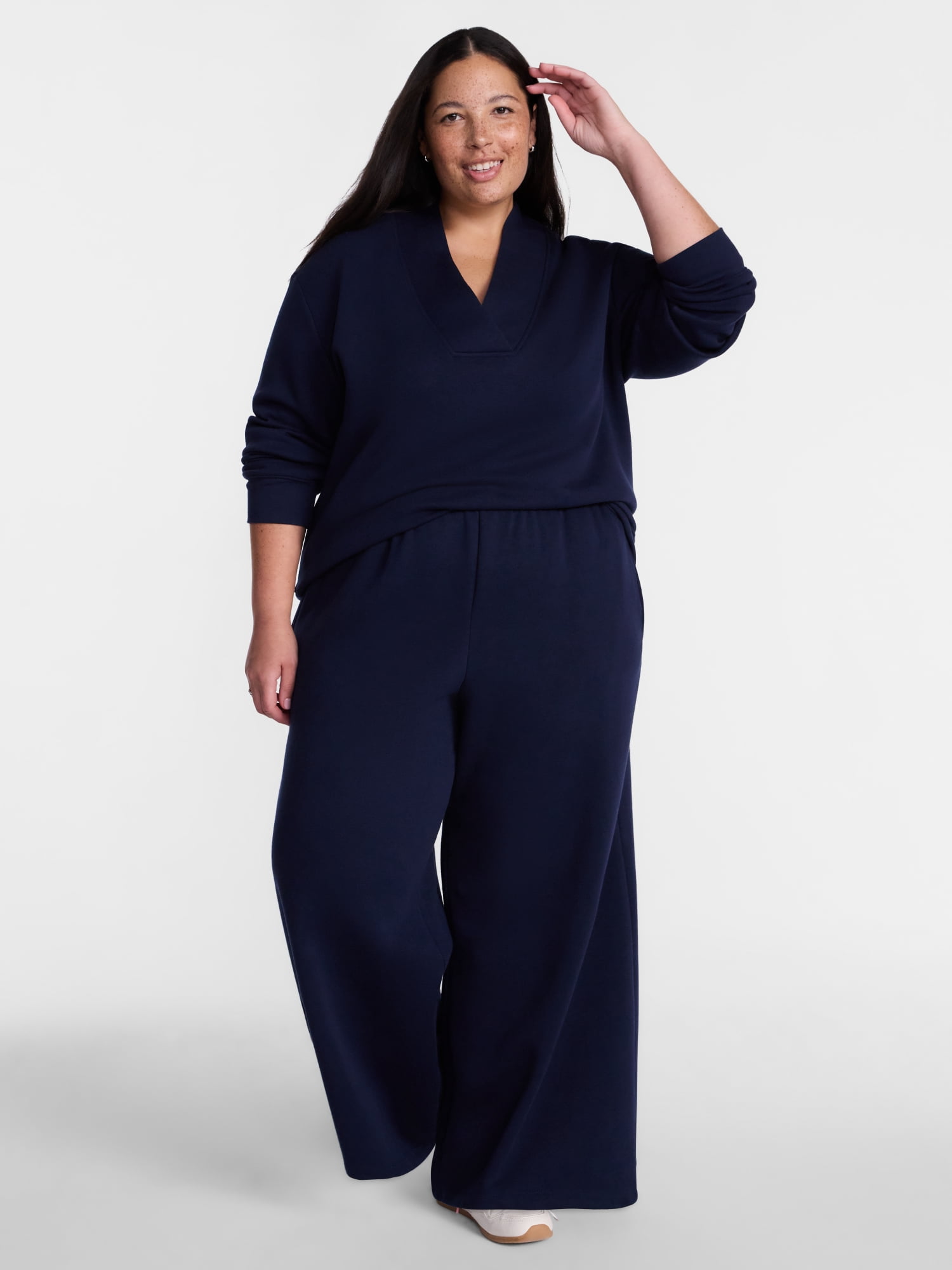 Terra & Sky Women's Plus Fleece V-Neck Sweatshirt, Sizes 0X-5X