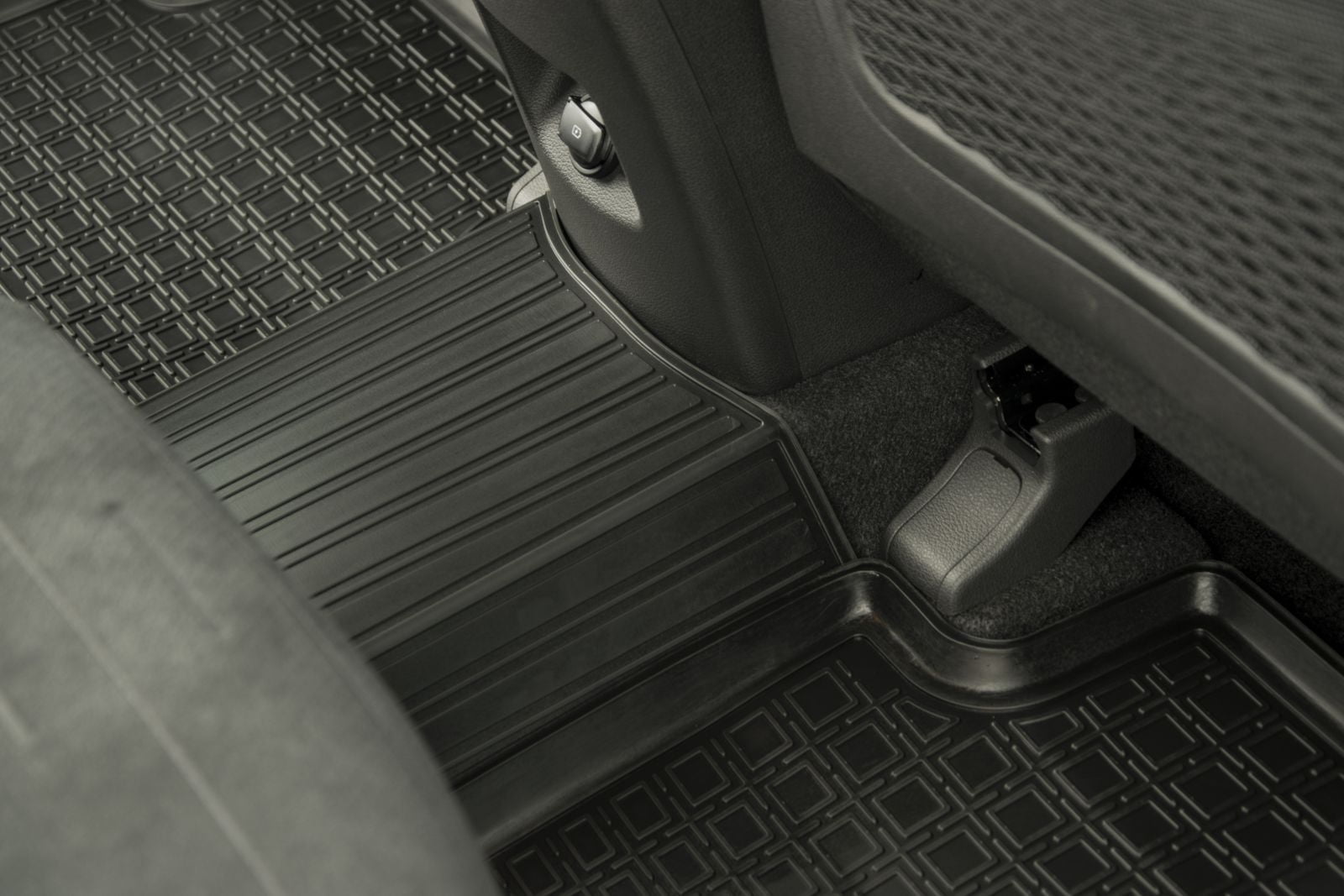 D Floor Mats for 2007-2014 Ford Edge (U387) / 2007-2015 Lincoln MKX (U388) Heavy Duty, Custom Fit, All Weather Liner Front & 2nd Row Full Set Rubber, Black