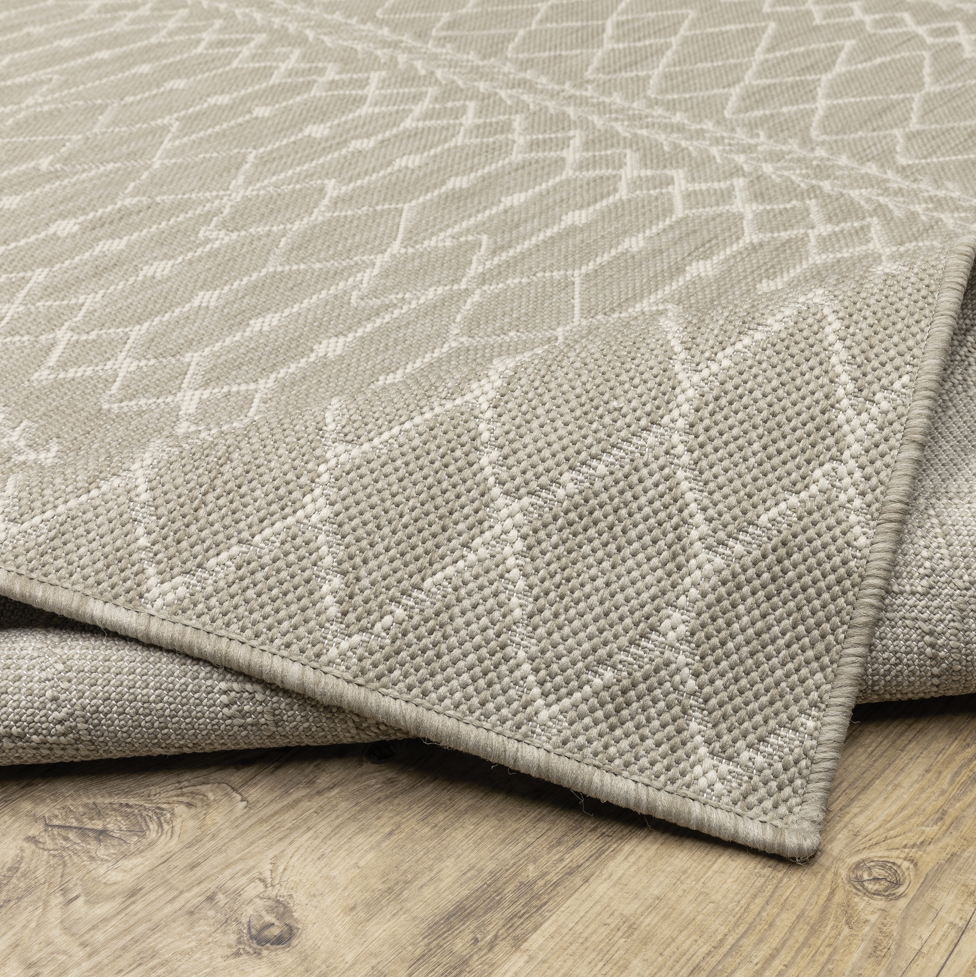 Avalon Home 10' x 13' Gray and Taupe Geometric Outdoor Rug