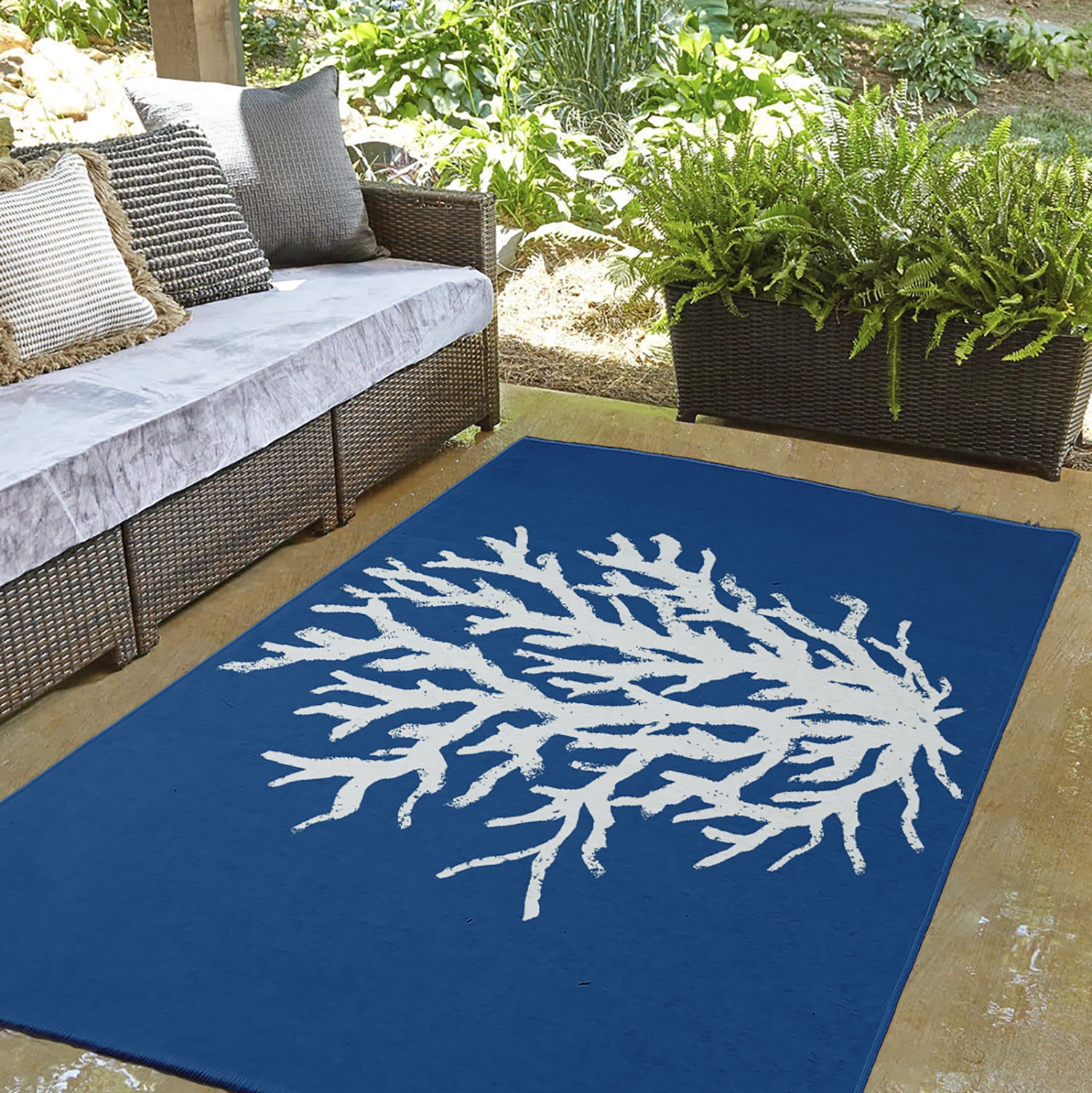 3' x 5' Simply Daisy Big Seaweed Beach Style Chenille Area Rug, Nautical Navy