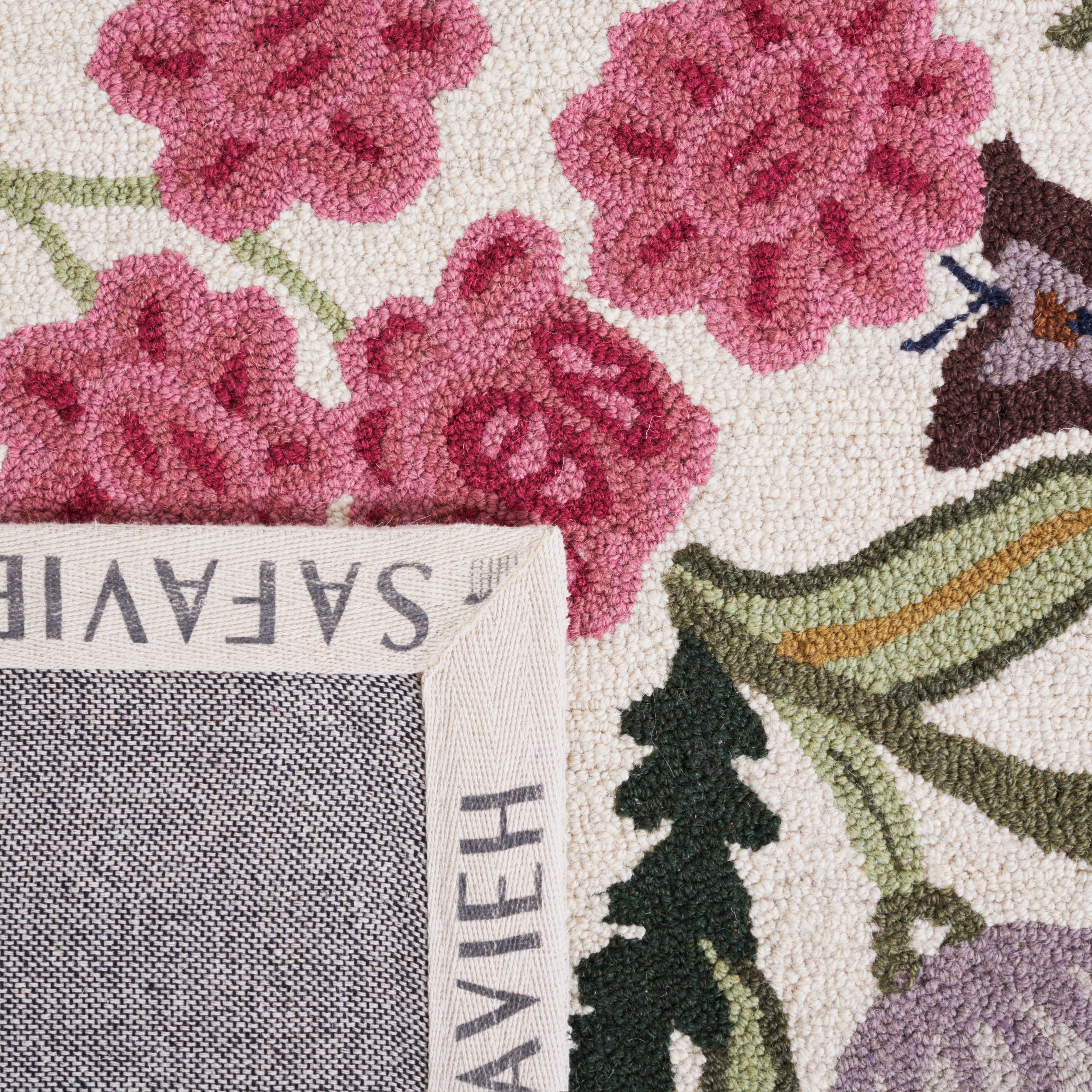 Safavieh Chelsea Mabelle Floral Wool Runner Rug, Ivory/Green, 2'3" x 17'