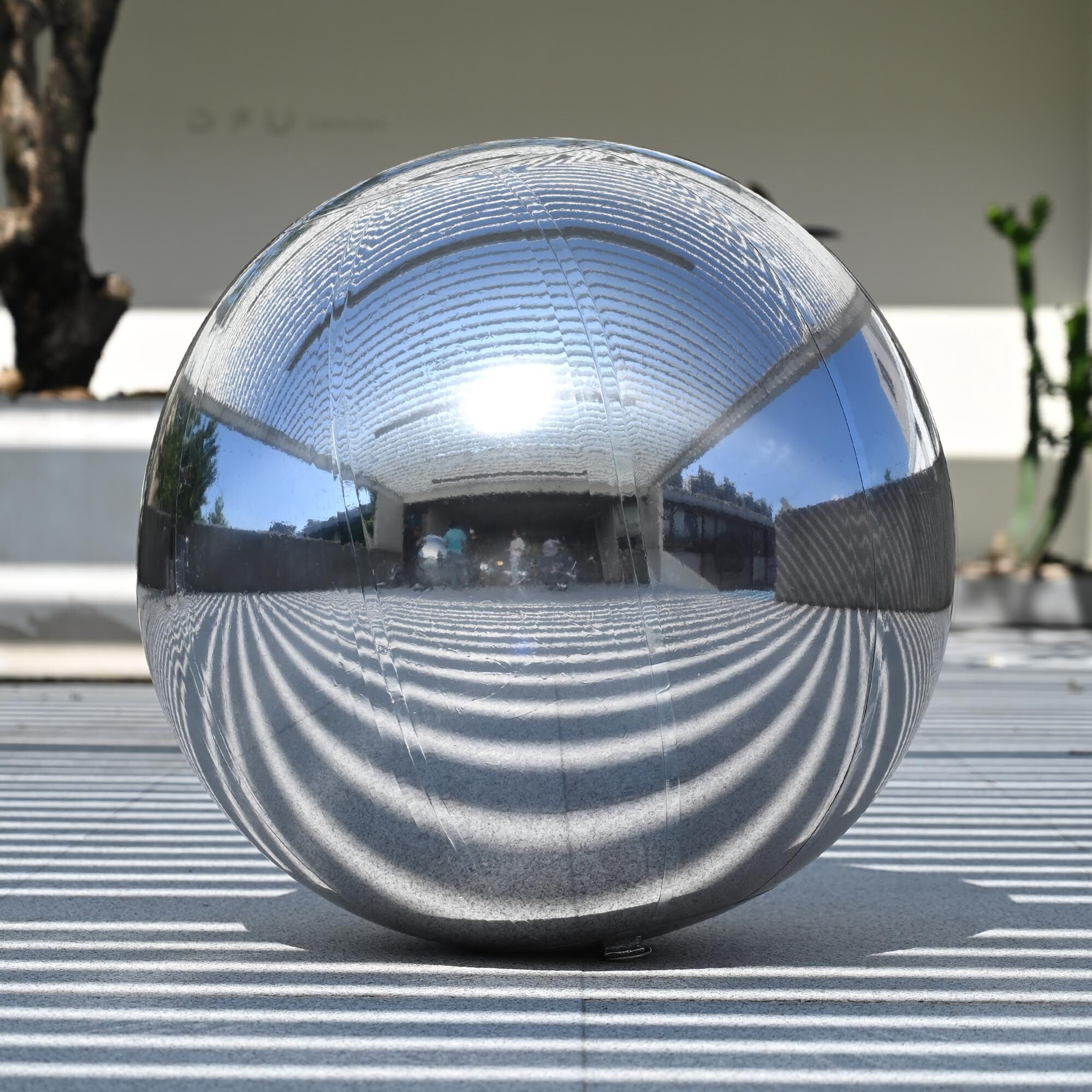 Yescom 32" Big Shiny Inflatable Mirror Ball Giant Reusable PVC Balloon for Large Disco Party Wedding Event Stage Decoration Silver