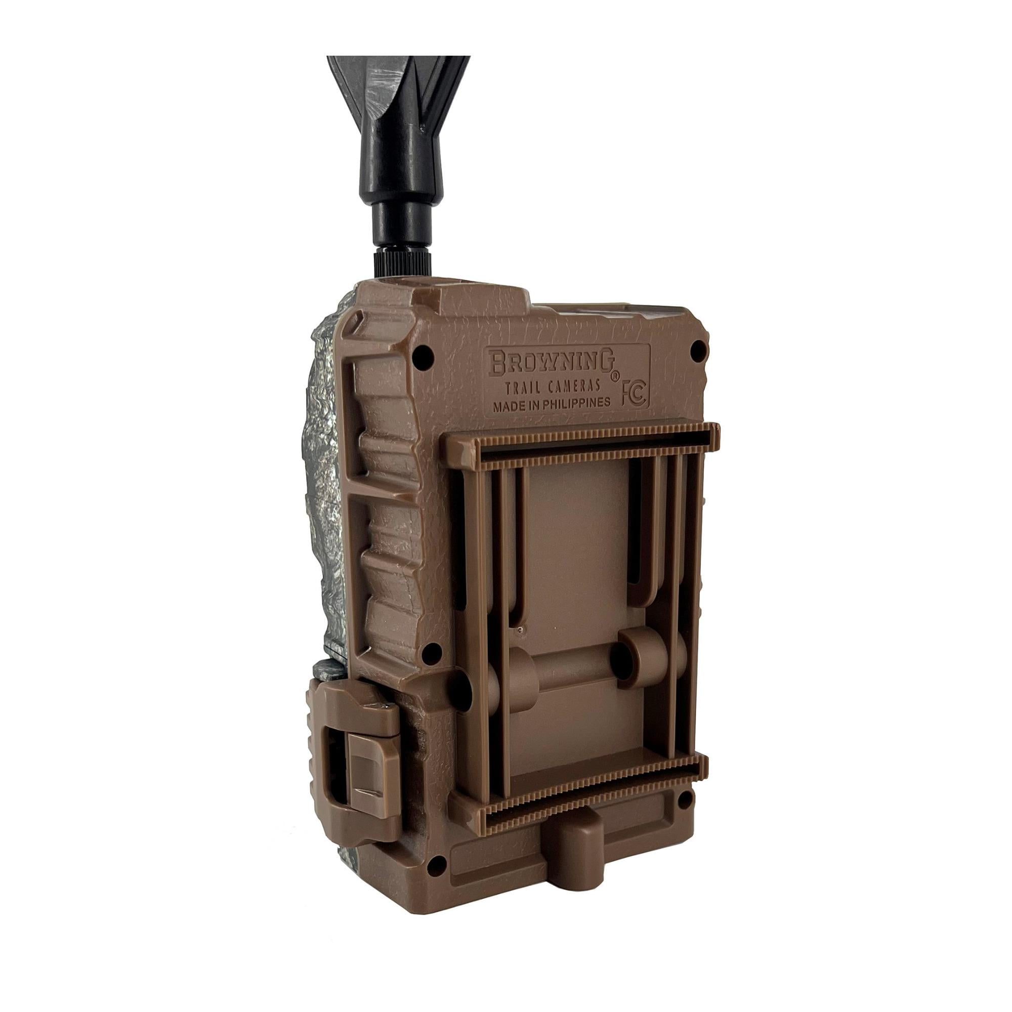 Browning Trail Cameras - Defender Wireless Pro Scout Max HD AI 46MP Trail Camera Bundle with 32GB Memory Card and Card Reader (3 Items)