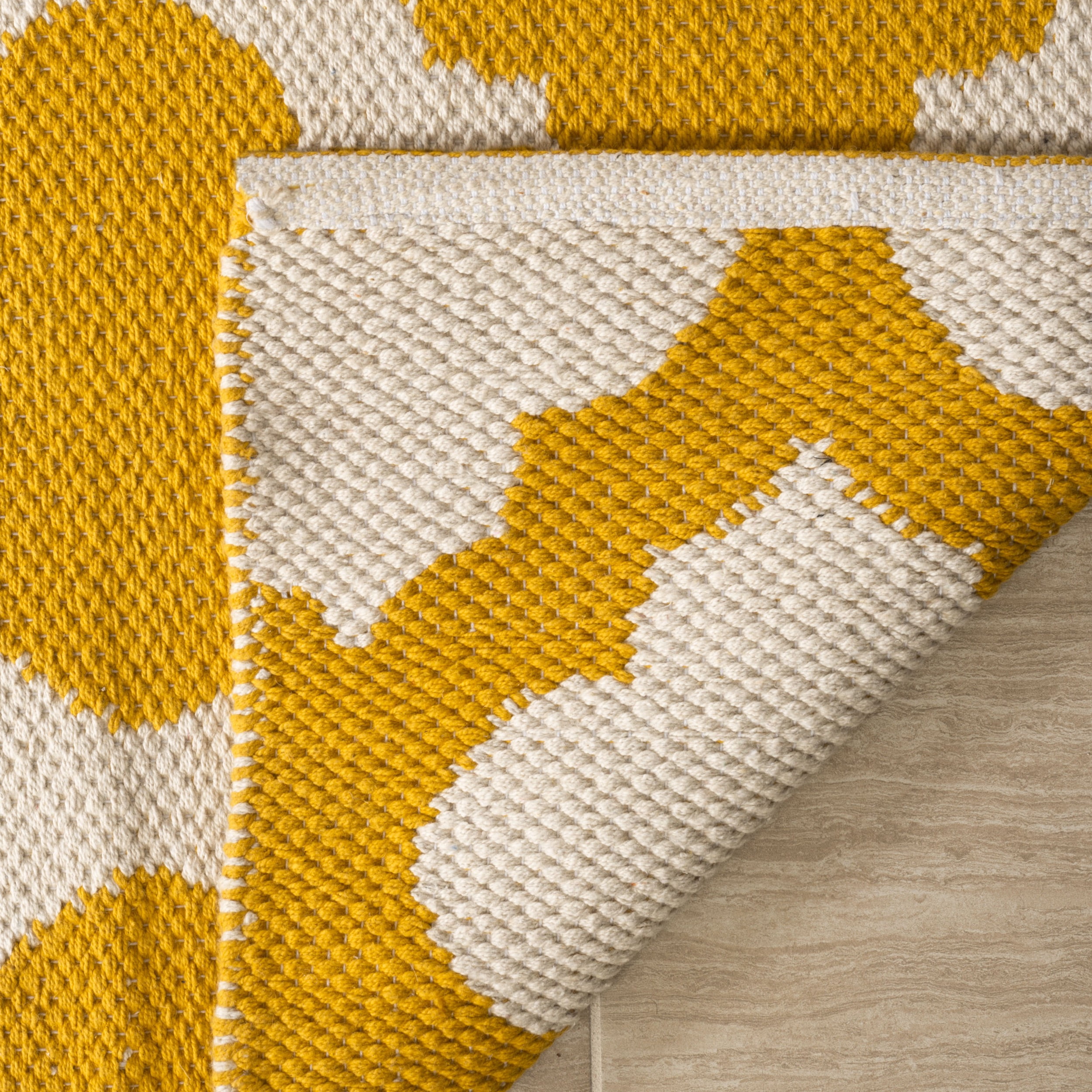 SAFAVIEH Montauk Proinsias Geometric Cotton Area Rug, Yellow/Ivory, 8' x 10'