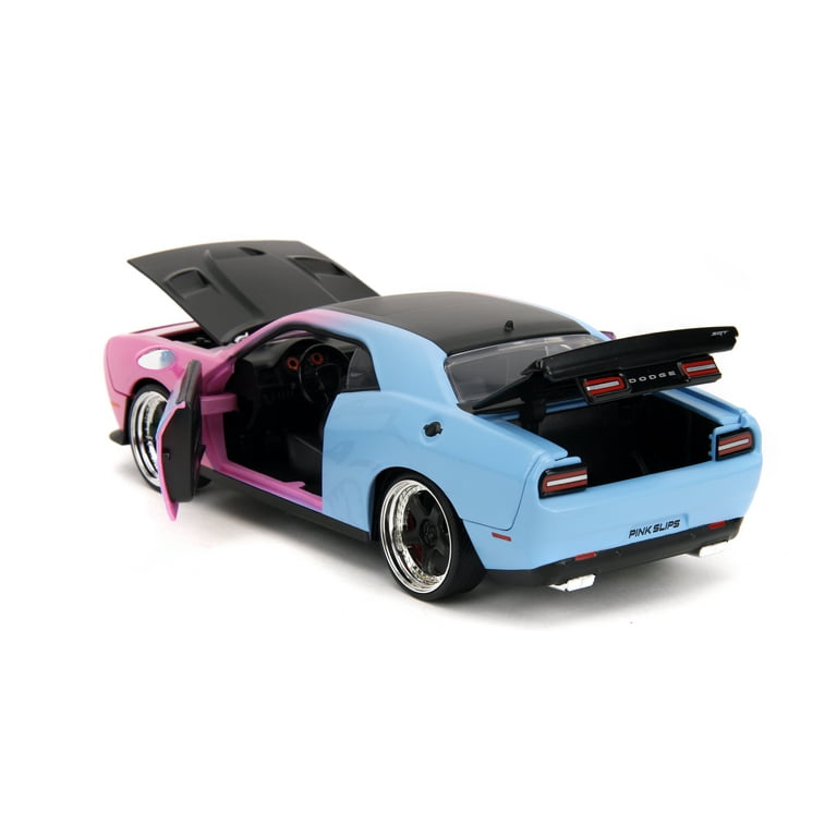 Pink Slips 1:24 W5 2015 Dodge Challenger SRT Hellcat Die