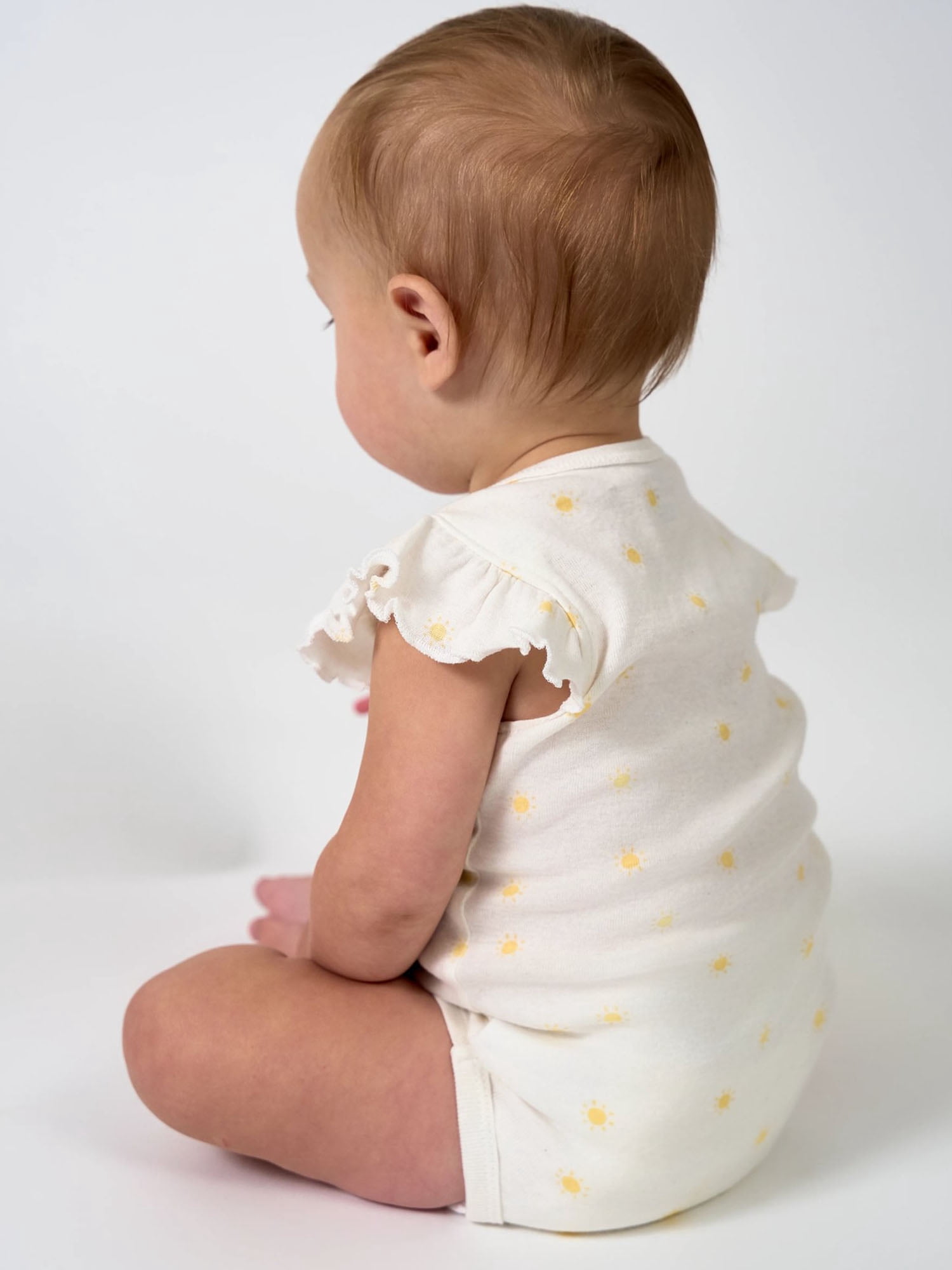 Gerber Baby Neutral Short Sleeve Onesies, 8-Pack, Sizes 0/3 Newborn - 12 Months