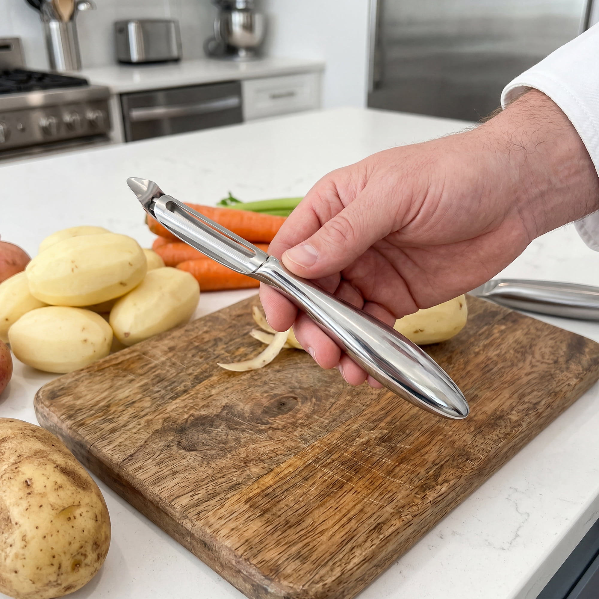 Unique Bargains Stainless Steel Vegetable Peeler with Ergonomic Handle Silver 6.9"x2.2"