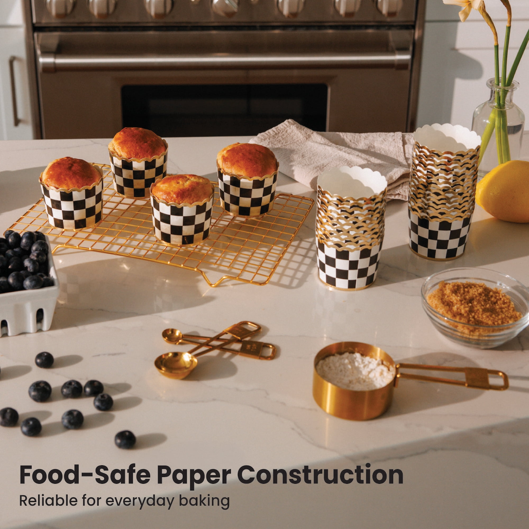 Thyme & Table 30-Piece 5 Oz Paper Baking Cups, Black Checkered