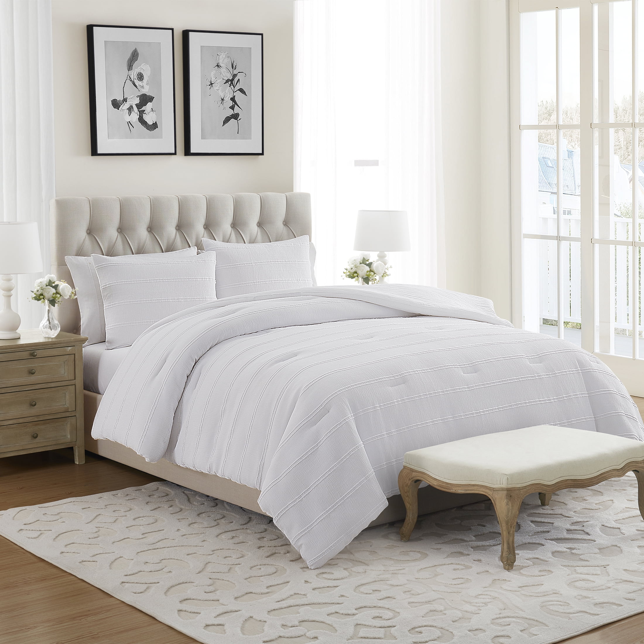 My Texas House Evelyn 3-Piece Bright White Seersucker Comforter Set, King