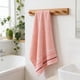 thumbnail image 4 of Toallas de baño de algodón premium: altamente absorbentes, de secado rápido y libres de pelusas para baño, spa o uso de invitados, 4 of 6
