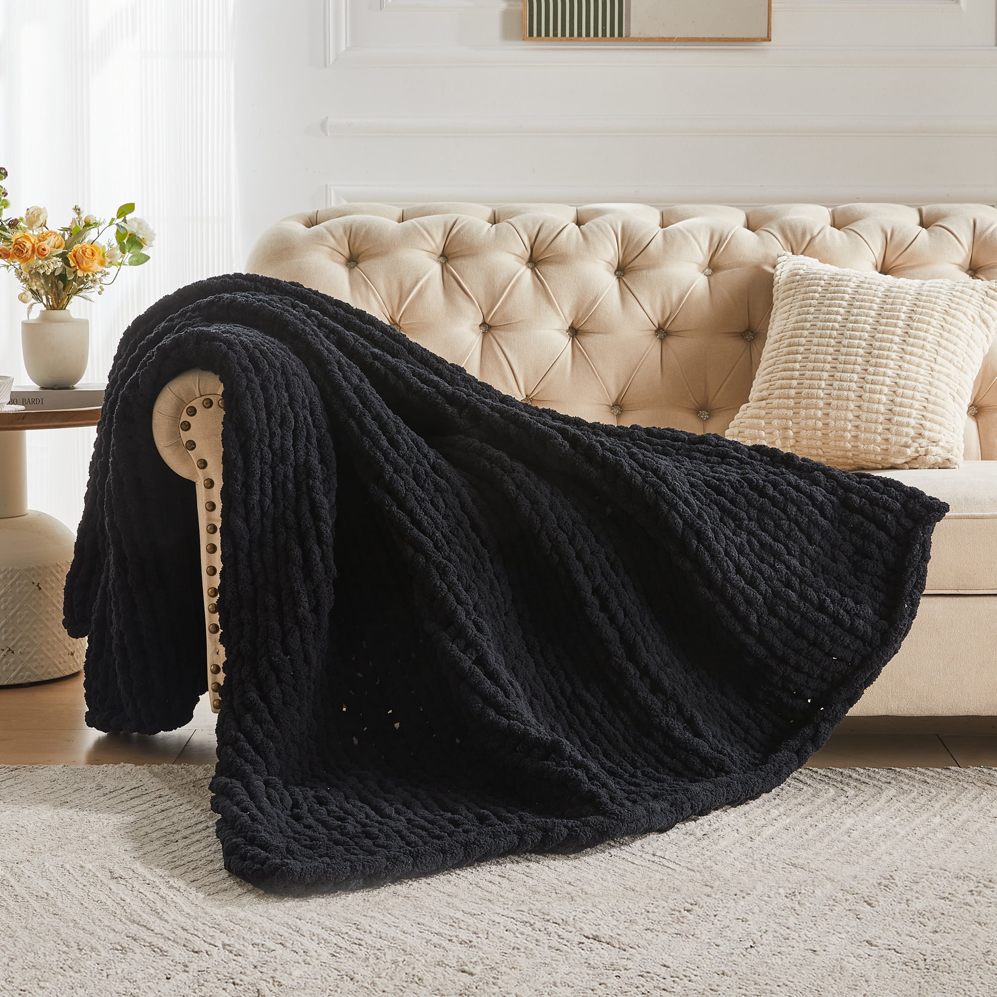 Carriediosa Chunky Knit Throw Blanket Handmade Soft Throws for Couch Sofa Bed, 50" x 60" Black
