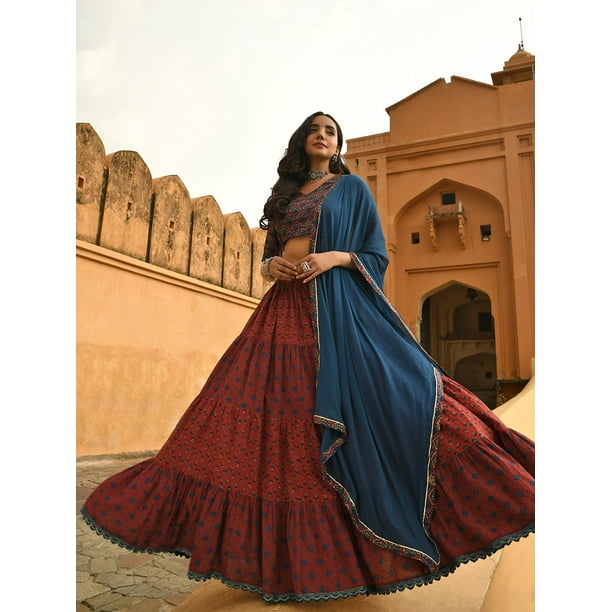 Janasya gown 2025