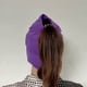 thumbnail image 4 of Magic Gel Migraine Ice Head Wrap - Verdadero alivio para la migraña y el dolor de cabeza - El gorro original para el dolor de cabeza - Frío, acogedor, oscuro y fresco; Aprobado por médicos, amado por miles - (púrpura) Magic Gel Rojo Verde, 4 of 5