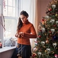 thumbnail image 3 of Naiovety Christmas Tree Family Hanging Pendants Modern Ornament Girl Shape Souvenir Women Men Memorial Friendship Mini Gift Kits de decoración para fiestas No.6 Naiovety HA043212-06, 3 of 6