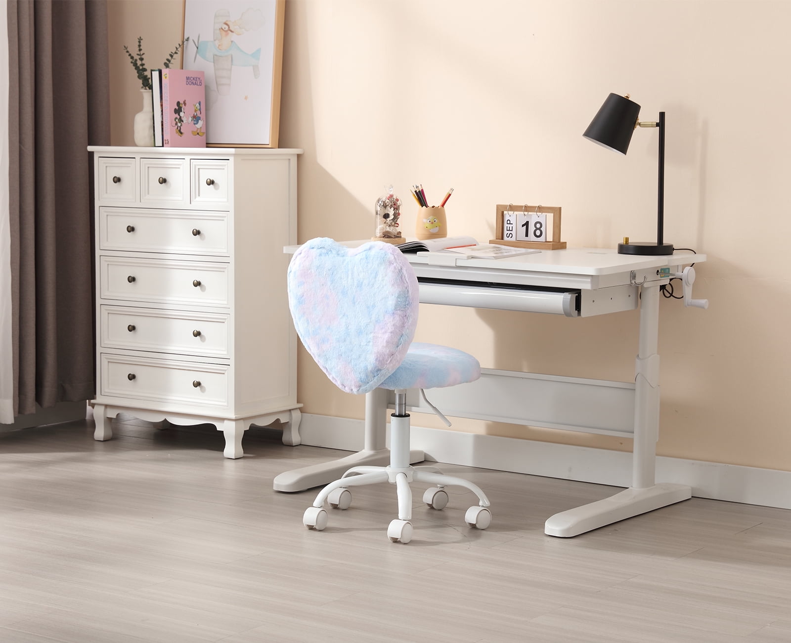 Guyou Cute Fuzzy Kids Chair, Faux Fur Rolling Swivel Children Desk Chair, Adjustable Student Task Chair Vanity Chair with Heart Shaped Back for Bedroom Living Room Study Room Kids Room , Dreamy Blue