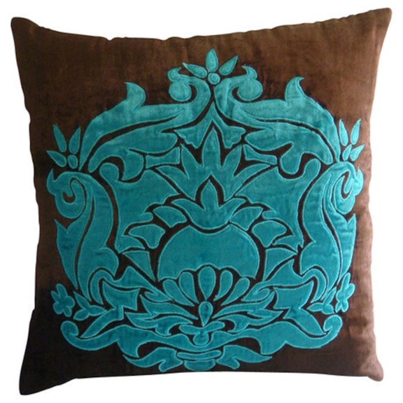 Toss Pillow Cover, Brown Zippered Pillow Covers 16x16 inch (40x40 cm), Velvet Throw Pillows For Couch, Damask, Modern Decorative Throw Pillow Covers - Applique Damask