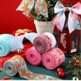 thumbnail image 2 of Cinta decorativa Hahafelt con pan de jengibre navideño de 6,35 cm, 5 rollos, 2 of 7
