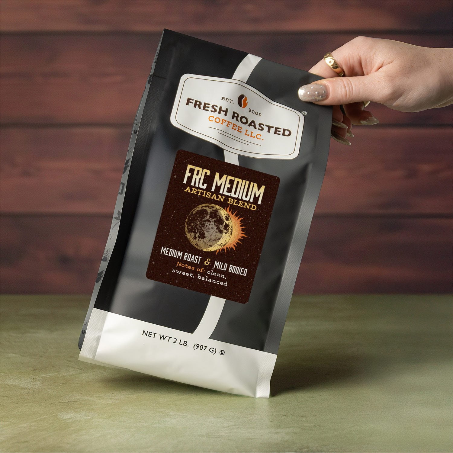 Fresh Roasted Coffee, FRC Classic Medium Roast Blend, Ground, 32 oz 2 lbs