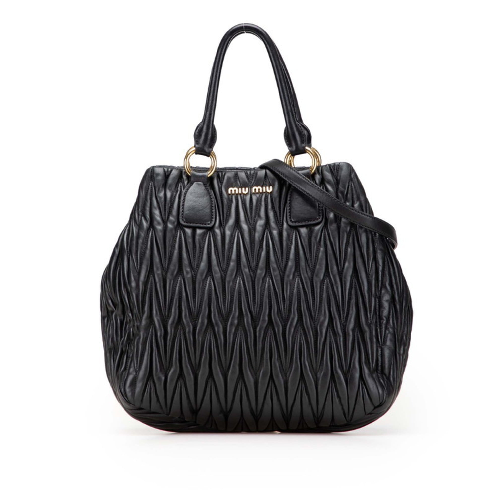 バッグ miumiu Mattelasse Lux Handbag Leather Matelassé leather crossbody bag Miu Miu Black in Leather