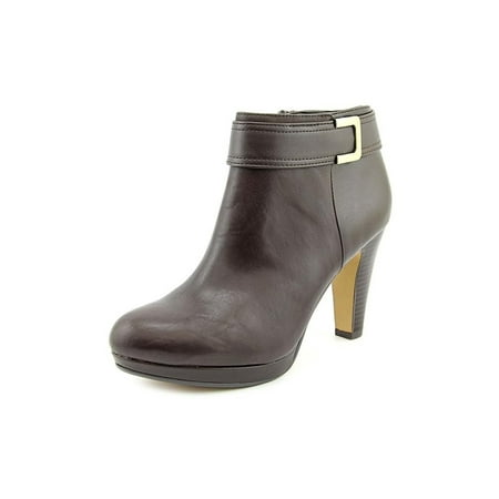 Giani Bernini Netty Leather Ankle Booties (Best Ankle Boots For Petites)