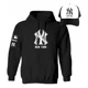 thumbnail image 1 of Kit De Sudadera + Gorra Modelo New York Yankees Estampado, 1 of 4