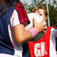 thumbnail image 2 of Juego de dos piezas de muñequeras deportivas de algodón (rosa), adecuadas tanto para hombres como para mujeres, adecuadas para tenis, baloncesto, correr, gimnasio, fitness., 2 of 5