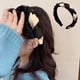 thumbnail image 1 of Diadema tejida elegante con dientes antideslizantes - Ideal para uso diario, fiestas y eventos - Accesorio para el cabello elegante, cómodo, ligero y duradero, 1 of 6