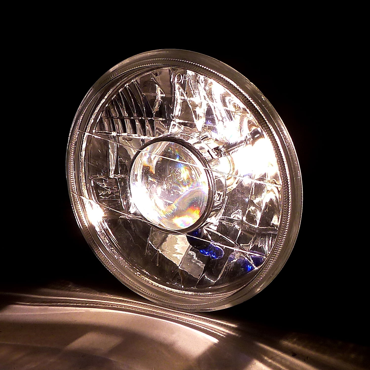 Spec-D Tuning 7 Inch Round Chrome Halogen Projector Headlights Compatible with Most Vehicles Equipped w/ 7" Round Sealed Beam Headlamps, Left + Right Pair Assembly