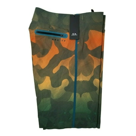 Men's Oakley Board Short Bundoran Biscuit Camo 21 Inches Fire Red - Size 30