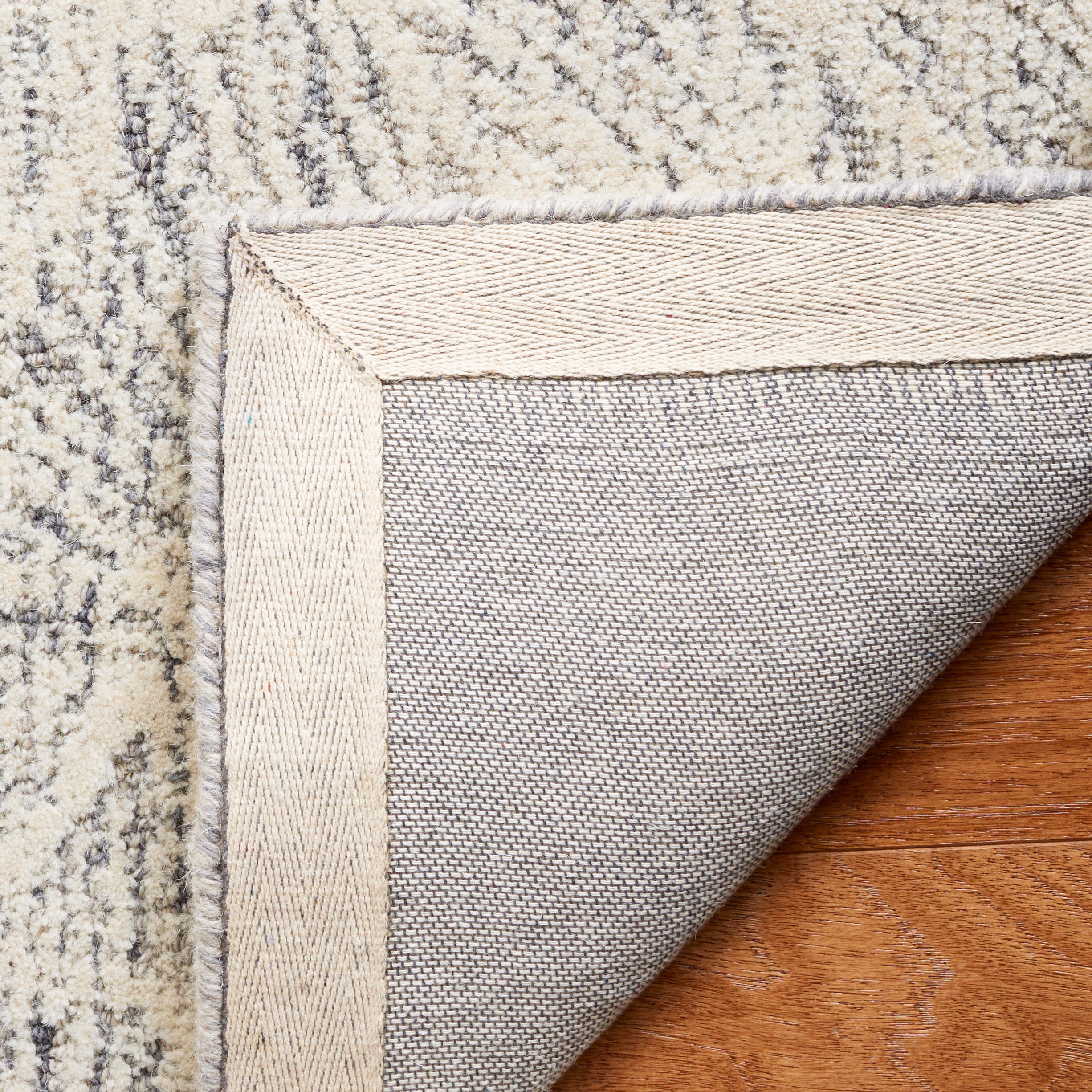 SAFAVIEH Ebony Aaliyah Floral Area Rug, Grey/Ivory, 8' x 10'