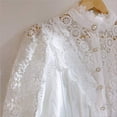 thumbnail image 4 of Femmes Debout Col Dentelle Patchwork Chemises Occasionnels Creux sur Fleur Pétale Manches Bouton Tops, 4 of 6