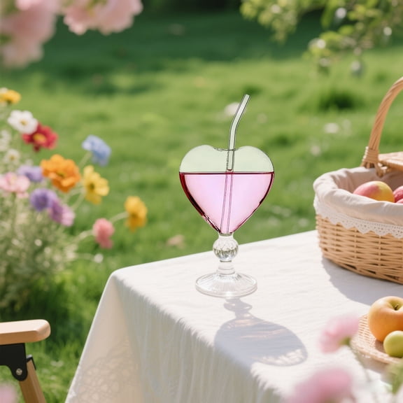 Glasses Cups, Heart-Shaped Clear Glass and Champagne Glass, Novelty Barware for Parties and Events, Elegant and Stylish Drinkware for Home, Restaurant, Hotel Carnival party supplies