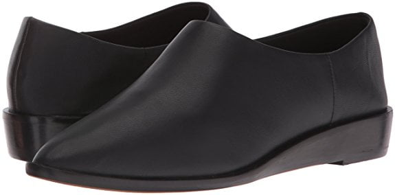 Kelsi Dagger Brooklyn Women/'s Arianna Pointed Toe Low Wedge Flat Black Loafers
