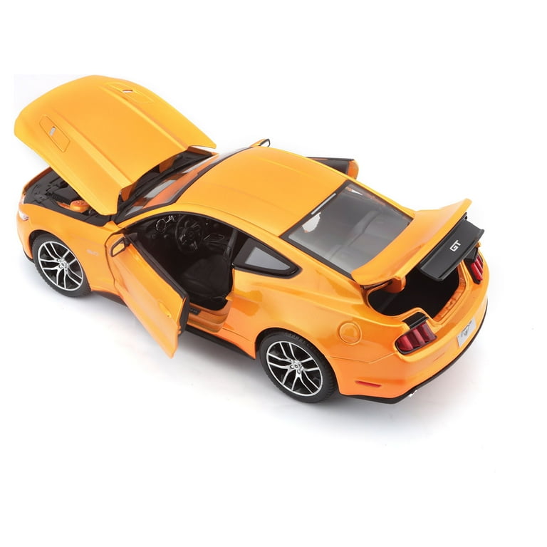 Maisto Toys 1:18 Diecast 2015 Ford Mustang GT Special