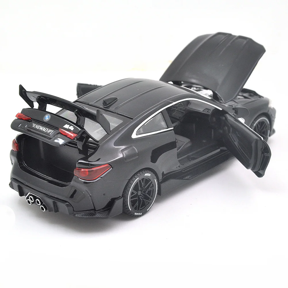 1: 32 is suitable for BMW M4 die-casting metal alloy models, car sound and light pull-back series children's toy gifts